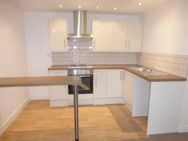 House for rent in London Borough of Ealing, Hanwell