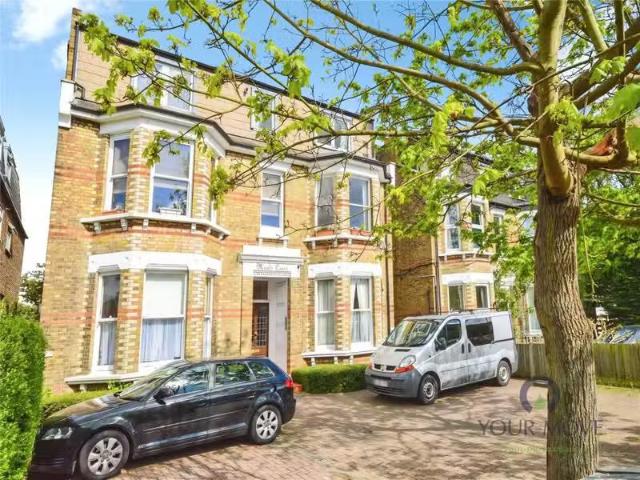 House for rent in Surbiton, Greater London