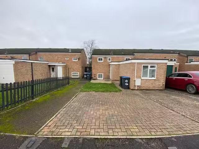 House for rent in New Bilton, Warwickshire