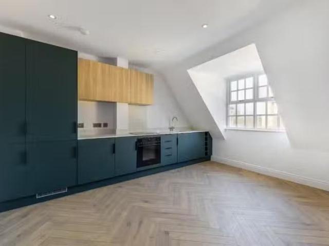 House for rent in Badshot Lea, Waverley