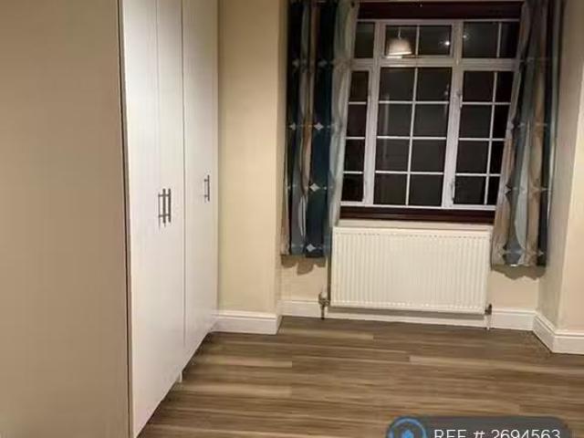 House for rent in Epsom, Surrey