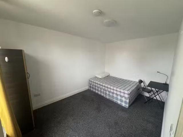 House for rent in Redcliffe, Feckenham