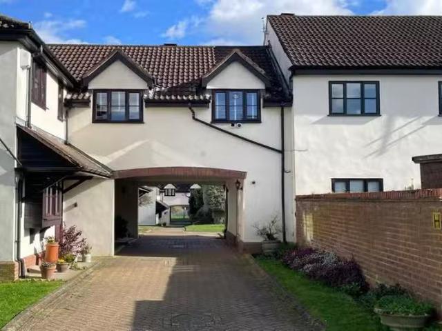 House for rent in Potters Bar, Hertfordshire