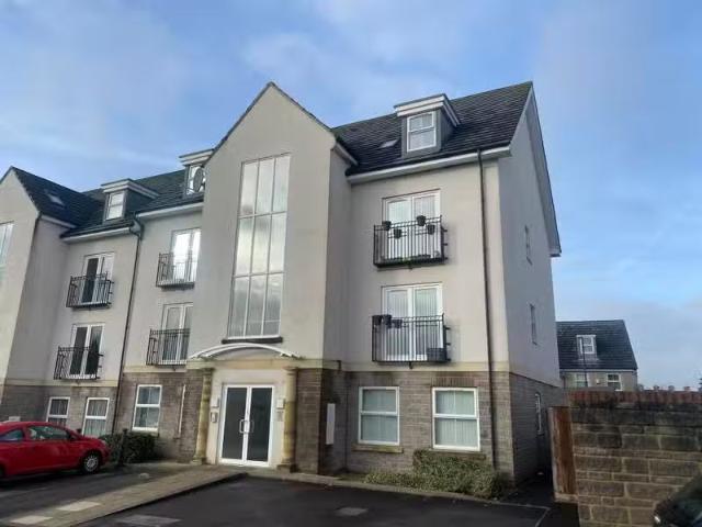 Apartment for rent in Kingswood, School House