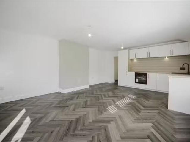 Apartment for rent in Falcon Lodge, Wales