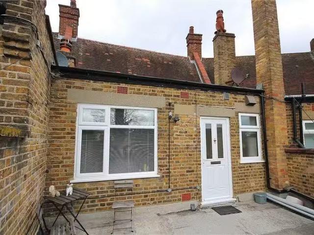 Apartment for rent in Ruislip, Greater London