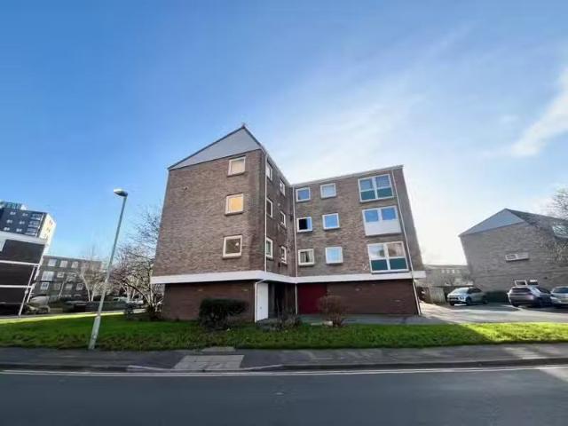 Apartment for rent in Edmonton, Greater London