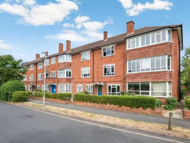 Apartment for rent in Surbiton, Greater London