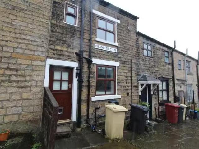 House for rent in Lee Bank, Greater Manchester