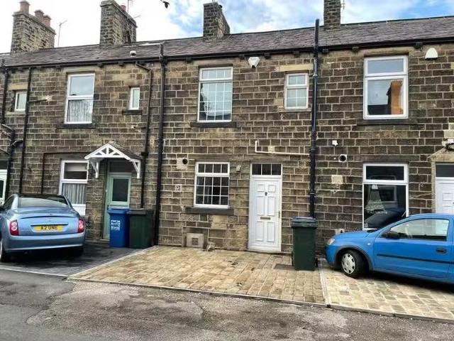 House for rent in Lawford, Dale Hill
