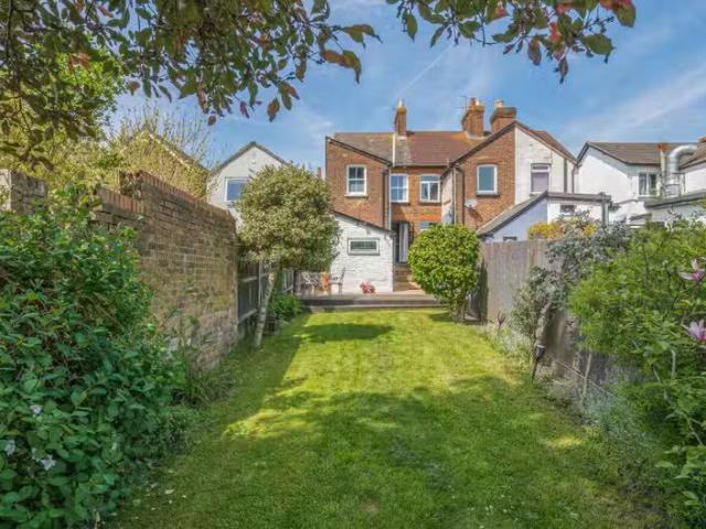 House for rent in Westborough, Surrey