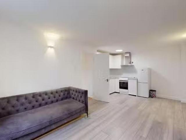 House for rent in Beckton, Greater London