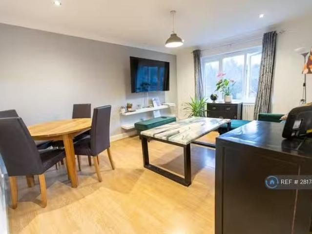 House for rent in London Borough of Croydon, Kenley