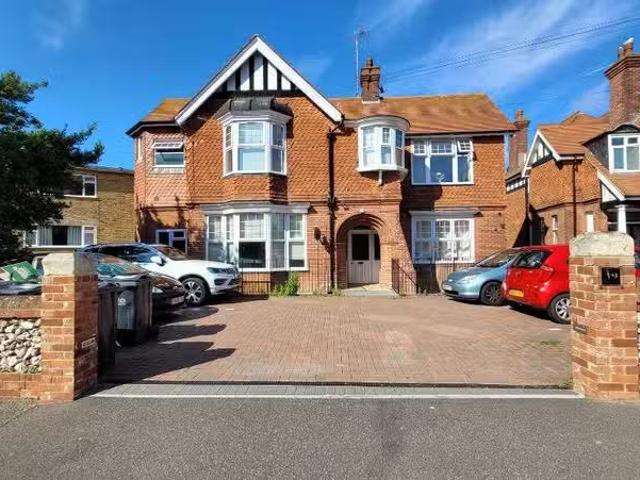 House for rent in Upperton, Eastbourne