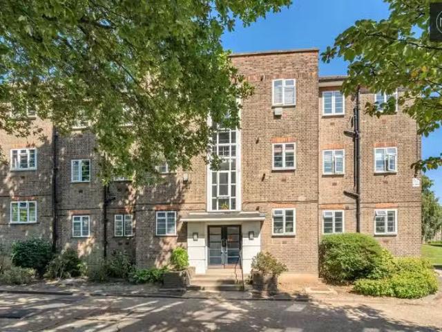 House for rent in South Woodford, Greater London