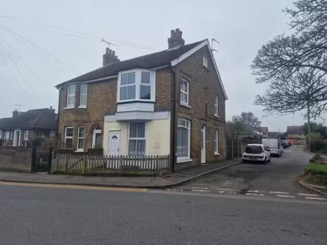 House for rent in Worth, Ash
