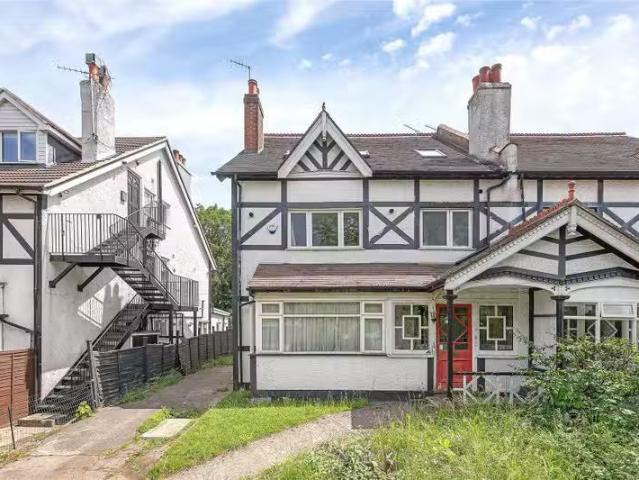 Apartment for rent in London Borough of Croydon, Purley