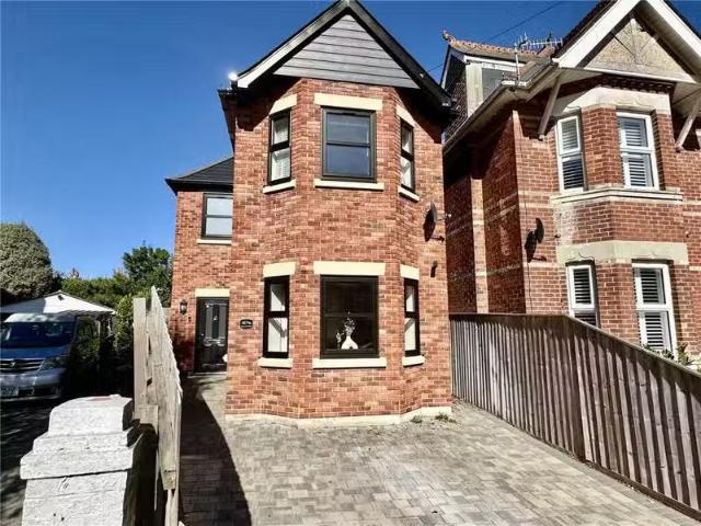 House for rent in Penn Hill, Poole