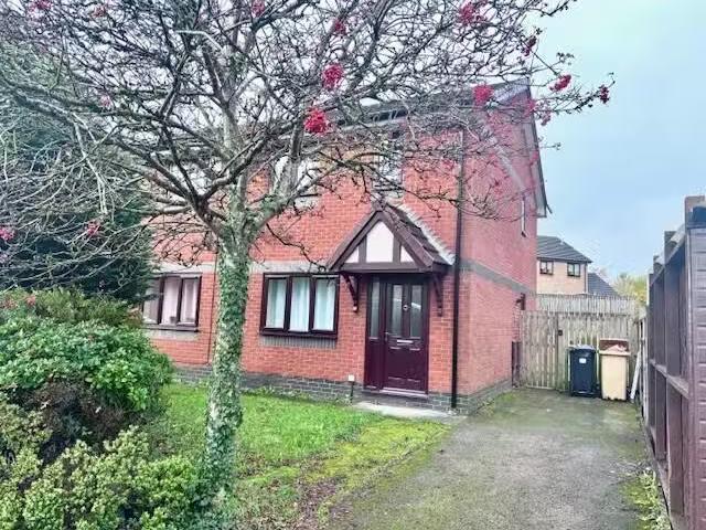 House for rent in Lee Bank, Greater Manchester