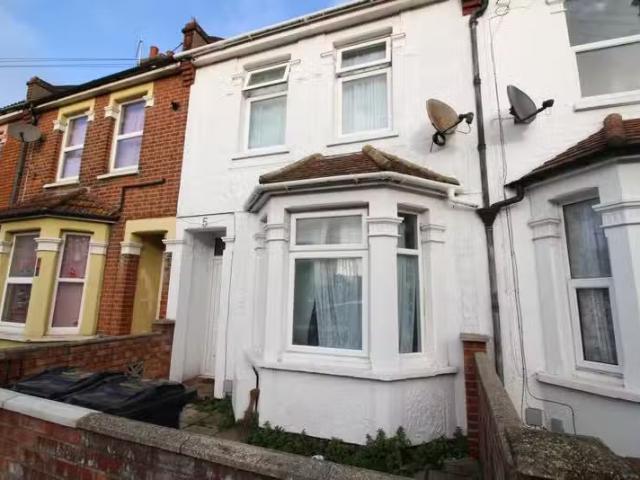 House for rent in Belsize Park, Greater London