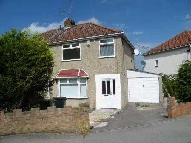 House for rent in Kingswood
