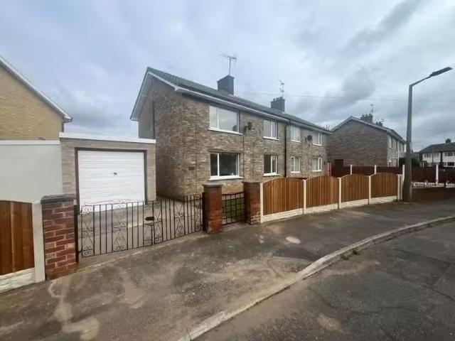 House for rent in Edenthorpe, South Yorkshire