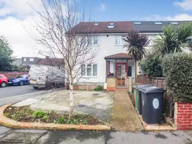 House for rent in Cann Hall, Greater London