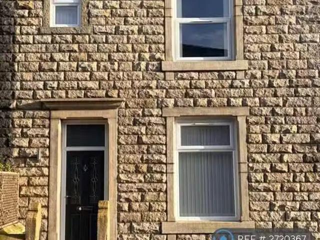 House for rent in Wood Top, Irwell Vale