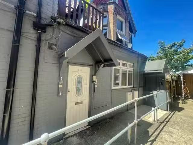Apartment for rent in Gants Hill, Greater London
