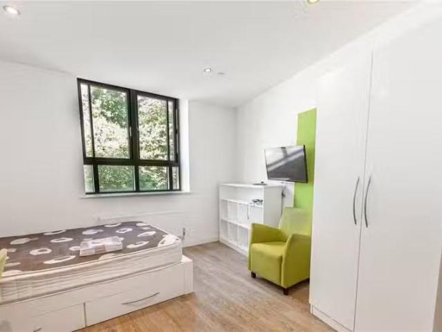 House for rent in Redcliffe, Feckenham
