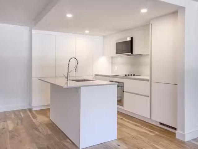 Condo for rent in St. Leonard's, Quebec