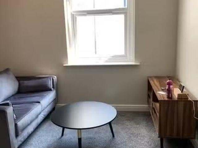 Apartment for rent in Birkenhead, Wirral