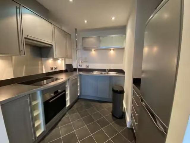 House for rent in Cardiff Bay, Falcon Lodge