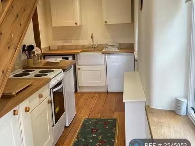 House for rent in Steeple Ashton, Wiltshire