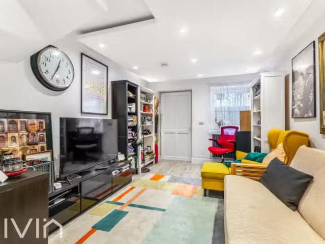 House for rent in Croydon