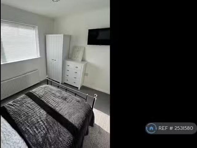House for rent in Bradshaw, Lee Bank