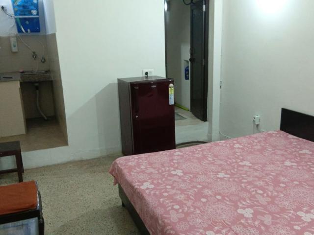 Flat for rent in Vasant Vihar, Delhi