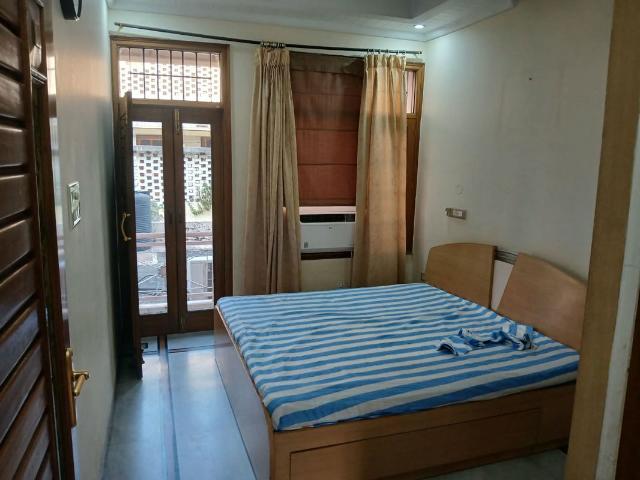House for rent in Ward 8, Chandigarh