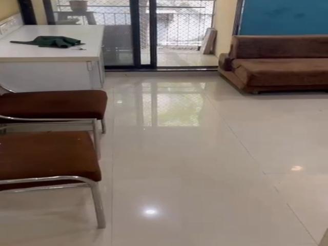 Flat for rent in Parel, Mumbai City District