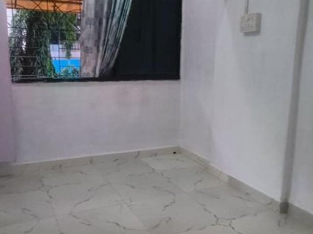 Flat for rent in Naupada, Thane