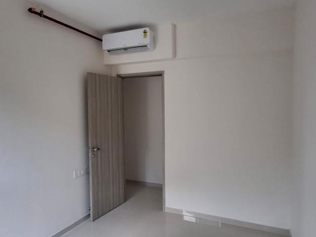 Flat for rent in Raymond Mills, Thane