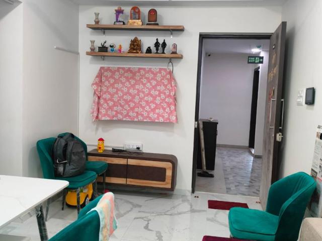 Flat for rent in Vikhroli East, Mumbai