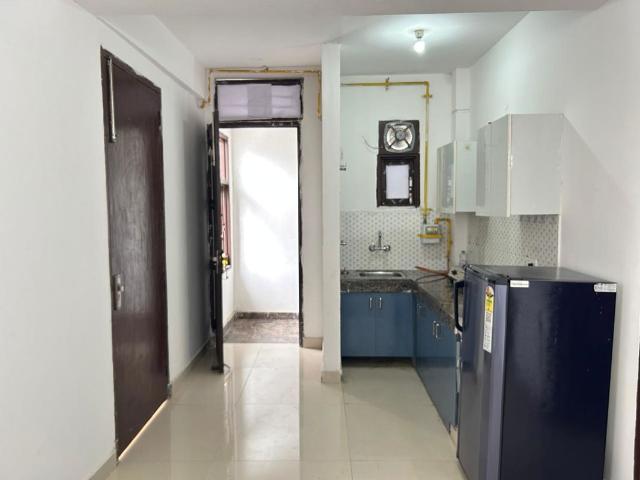 Flat for rent in South Delhi, Deri