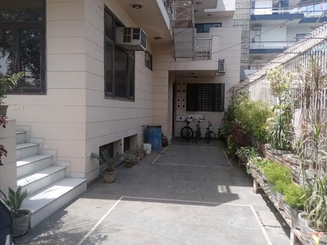 Property for rent in Sector 15-II, Gurugram