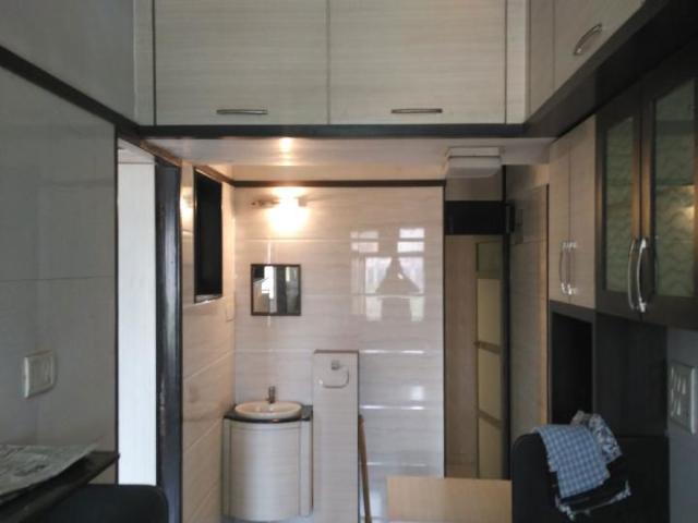 Flat for rent in Malad East, Mumbai Suburban District