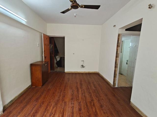 Flat for rent in Kandivali East, Mumbai Suburban District