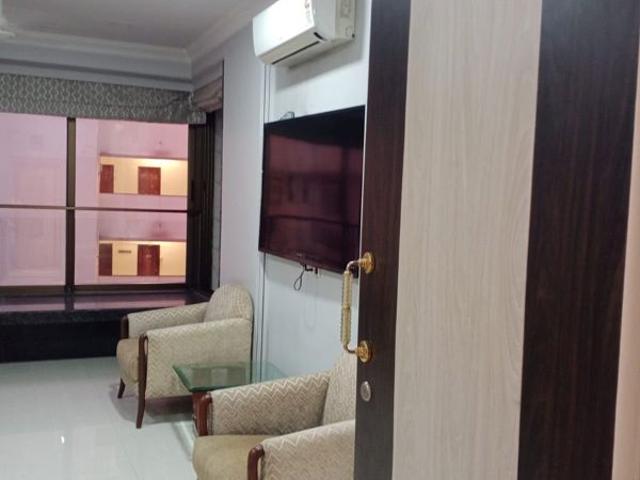 Flat for rent in Colaba, Mumbai City District
