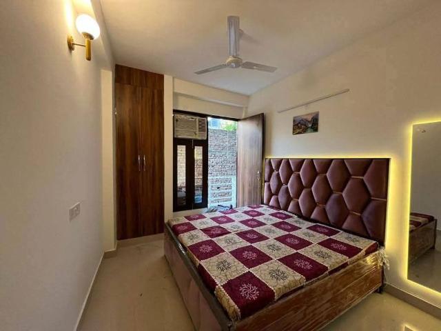 Flat for rent in South Delhi, Deri