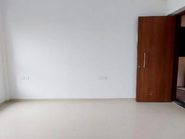 Flat for rent in Lodha Amara, Thane