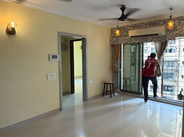 Flat for rent in Jogeshwari West, Mumbai